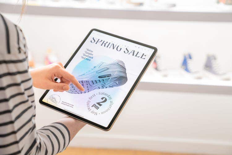 A user experiences how easy it is to mark up a PDF on an iPad.
