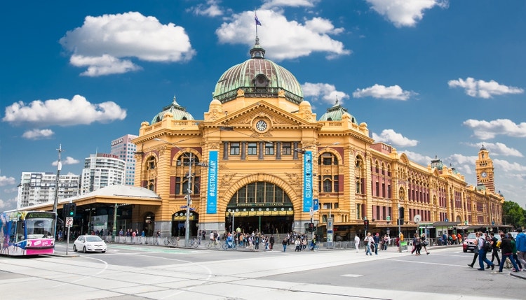 Symmetrical shot of Melbourne's Flinders Street Station from directly in front.