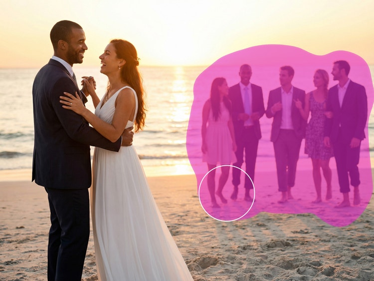 Una coppia di sposi balla sulla spiaggia mentre gli invitati al matrimonio sullo sfondo sono selezionati tramite la Rimozione generativa di Firefly.