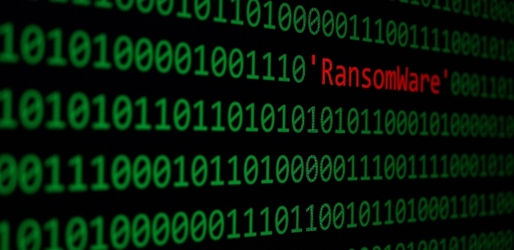 Bild: Darstellung eines Codes in dem eine Schadsoftware eingebettet ist.