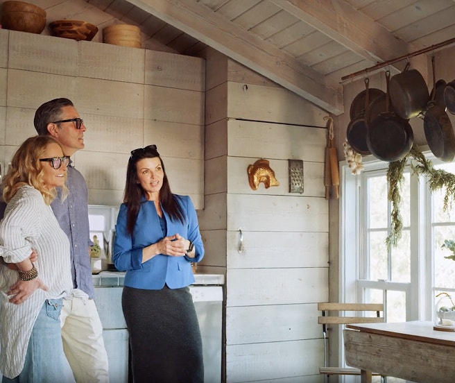 Acrobat Customer Stories - Angi