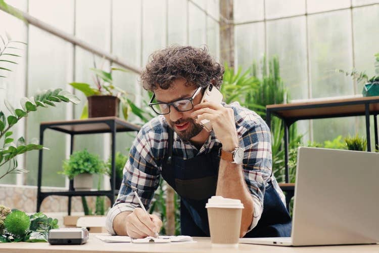 Social Media-Marketing für Kleinunternehmer*innen – ein Leitfaden | Adobe Express