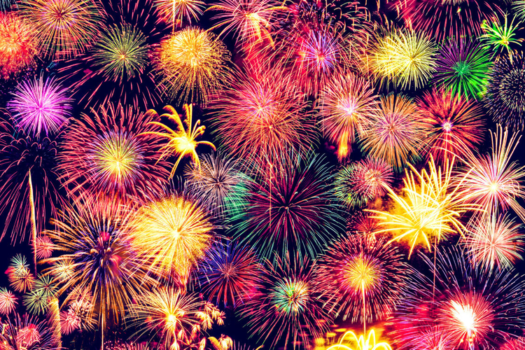 Eine Silvesterparty veranstalten: Ideen für den Jahresausklang | Adobe Express