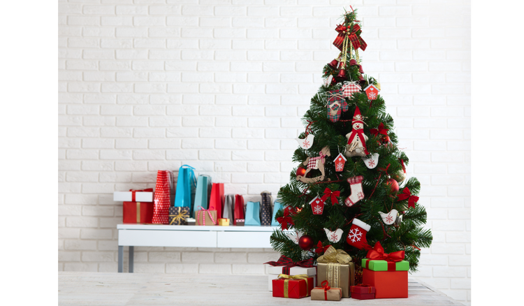 Ideen, wie du deinen Weihnachtsbaum noch festlicher gestaltest
