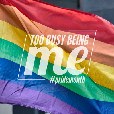 A red and green flag Description automatically generated with low confidence