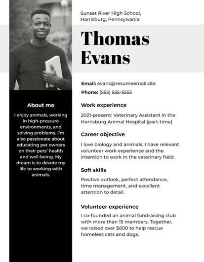 Black White High School Student Simple Resume