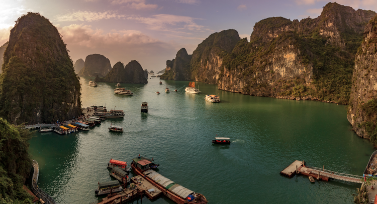 12 Incredible Travel Stories to Inspire Your Wanderlust