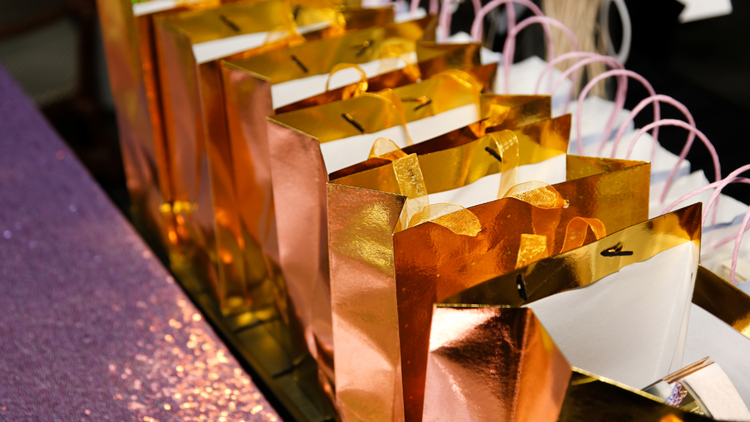 idées de pochettes surprises pour faire sensation avec vos cadeaux