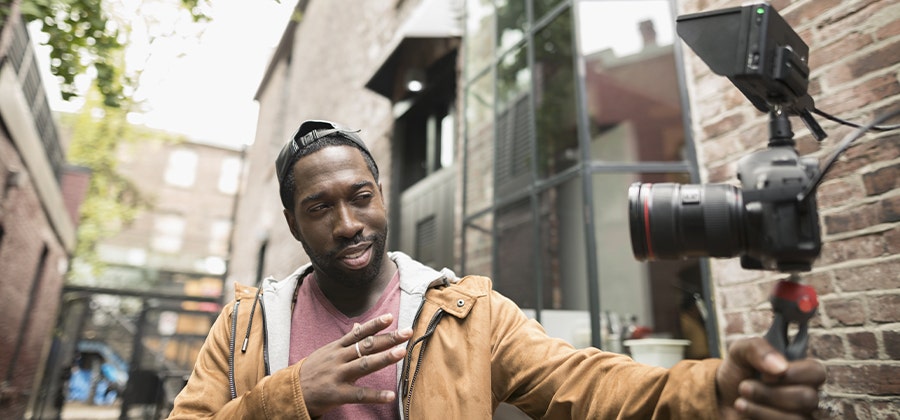 How to start a vlog and become a vlogger | Adobe