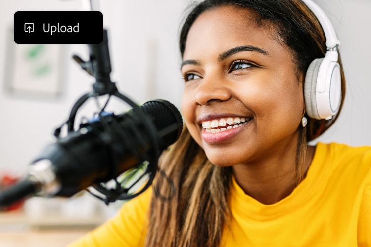 seorang wanita berbaju kuning dengan overlay UI alat terjemahan audio AI untuk Mengunggah