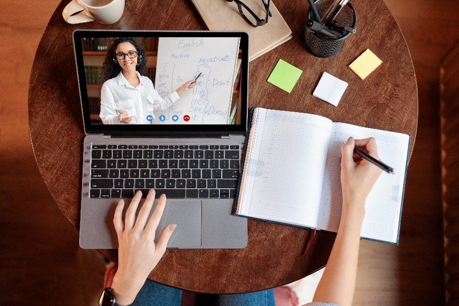 What Is an Informational Video? Create One with AI | Adobe Firefly India