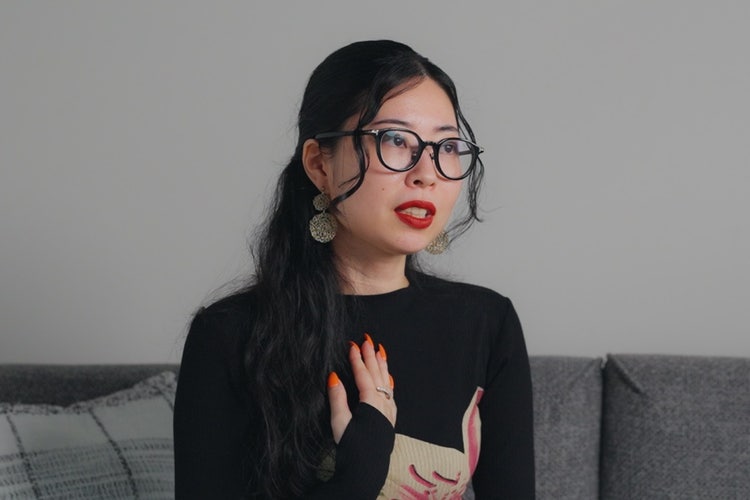 表現に悩む人たちにアドバイスをする北井さん