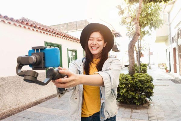 おしゃれなVlogを作ろう！簡単に動画編集できる無料アプリも紹介