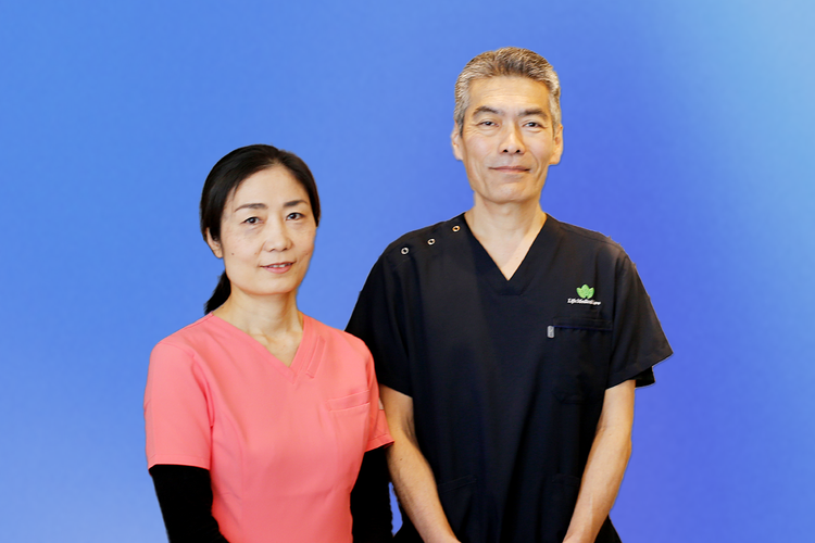 WebからSNS・YouTubeまで、こだわりのデザインをすばやく作る「あおば整体院」のAdobe Express活用術| Adobe Express