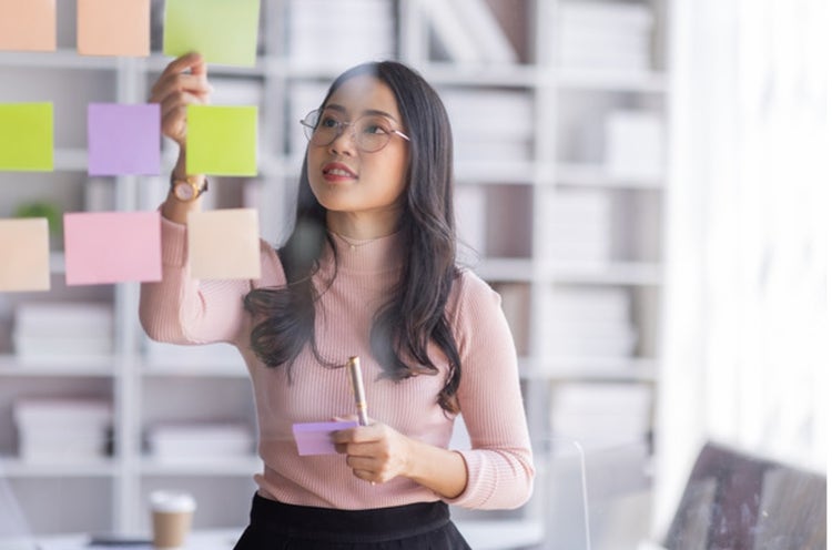 애크로뱃으로 체크리스트 양식 효율적으로 관리하기