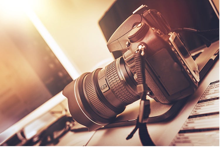 PDF 편집 무료 기능으로 사진 및 동영상 파일을 PDF에 삽입하는 방법을 살펴보세요.