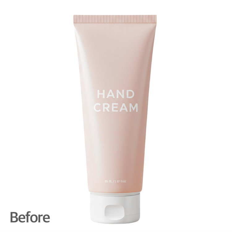 포토샵에서 배경 제거가 적용된 핸드크림 이미지. 배경은 깔끔하지만 입체감이 부족해 제품이 평면적으로 보임