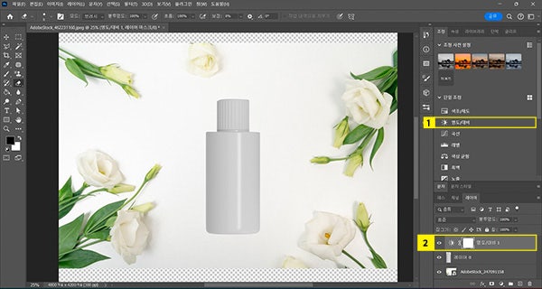 조정 패널에서 명도／대비 클릭하여 조정레이어 생성