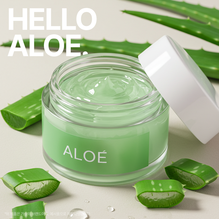 ‘HELLO ALOE.’라는 문구와 함께, 알로에 젤 제품을 중심에 배치한 정사각형 배너