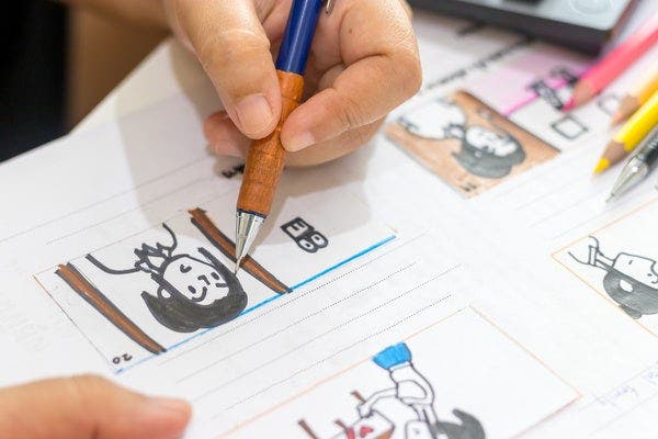 애니메이션 만들기를 위한 스토리보드 작성하기