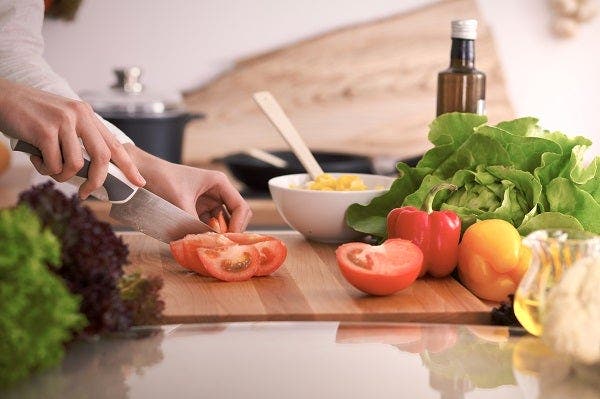 입맛을 돋우는 먹방 브이로그 촬영 및 편집하기