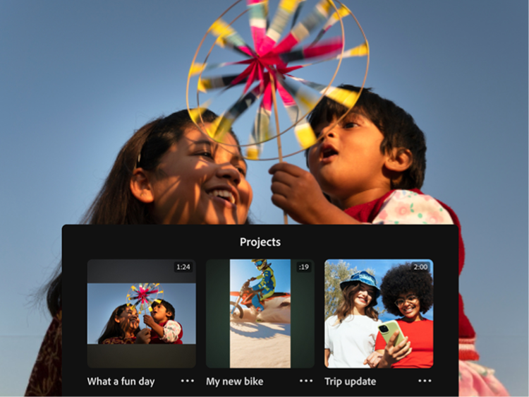 Image vidéo de deux enfants jouant avec un moulin à vent avec, en incrustation, la fenêtre Projets qui affiche la même image à côté de deux autres