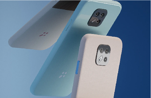 تصميمات ثلاثية الأبعاد متنوعة لهاتف ذكي تعرض استخدامات التصميم ثلاثي الأبعاد لتصميم نماذج المنتجات.