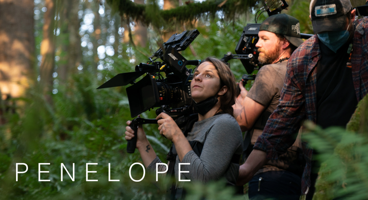 Penelope crew working together