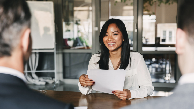 ‘Tell us about yourself’ examples to impress employers