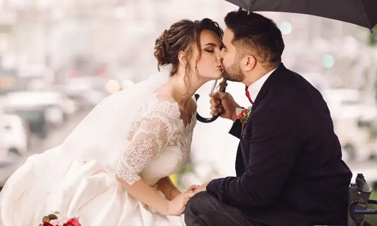 Thoughtful 14th wedding anniversary gift ideas for your partner