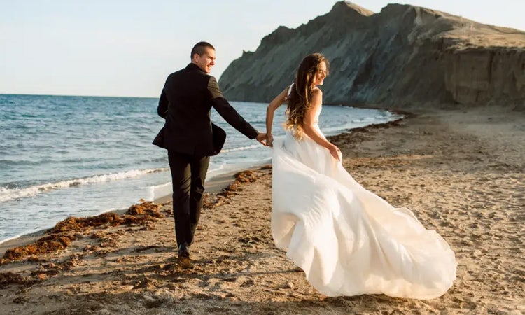 Crafting your perfect wedding vows with personalised ideas for every love story