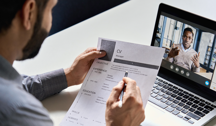 How to make your CV stand out to UK businesses: 8 tips and ideas